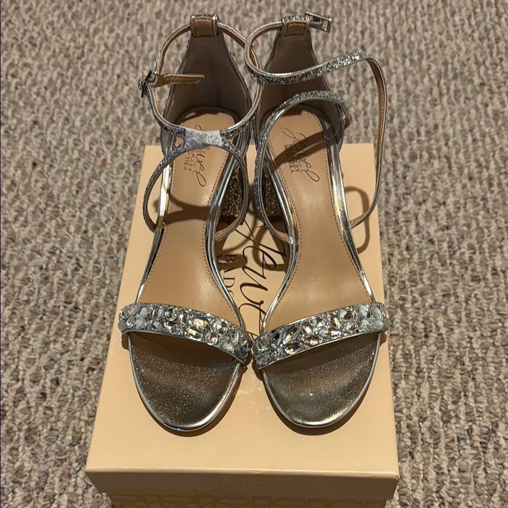Badgley Mischka Elegant Silver Strappy Sandals
